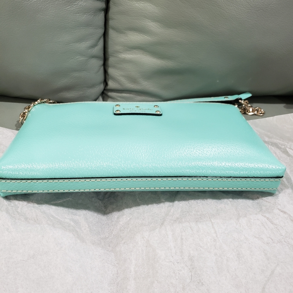 DONATED-NEW KATE SPADE LEATHER BAG - Picture 6 of 12